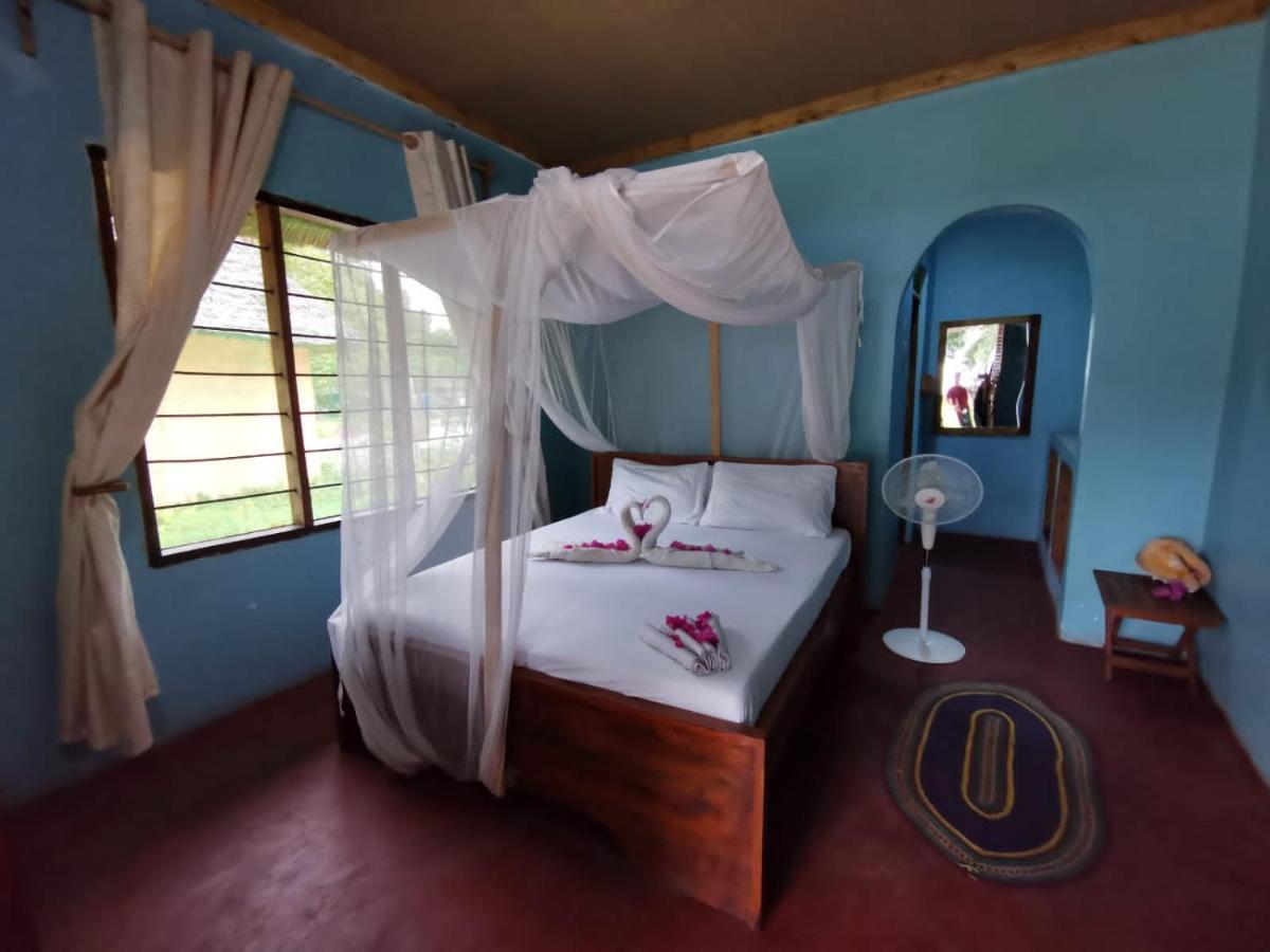 Bed and Breakfast Afro Whale Shark Safari Kilindoni Екстер'єр фото